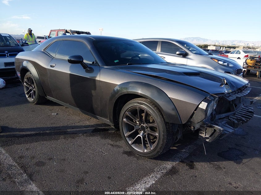 2016 Dodge Challenger Sxt