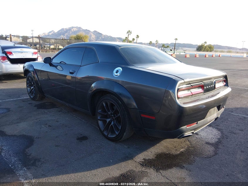 2016 Dodge Challenger Sxt