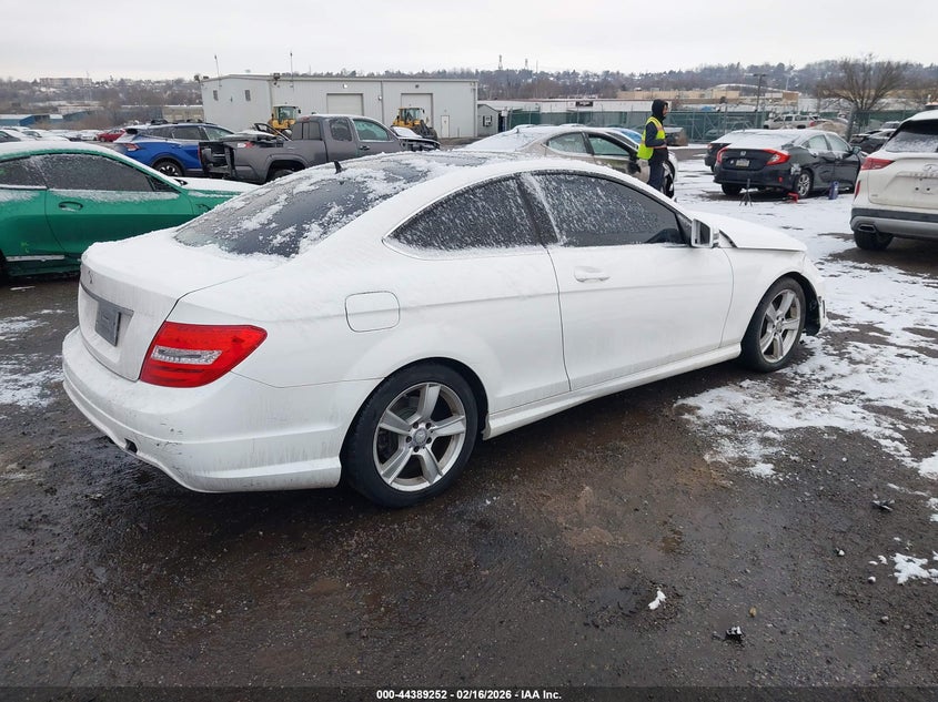 2014 Mercedes-Benz C 250