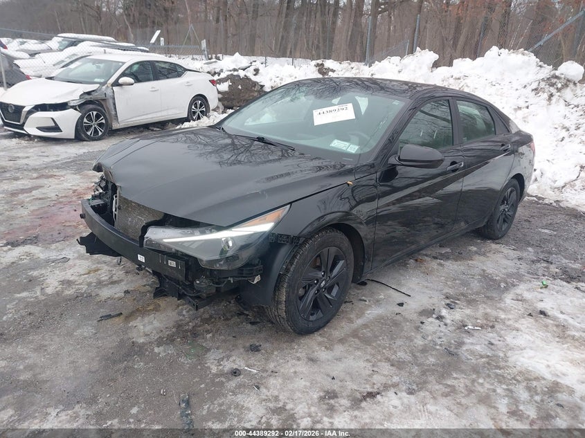 2022 Hyundai Elantra Sel