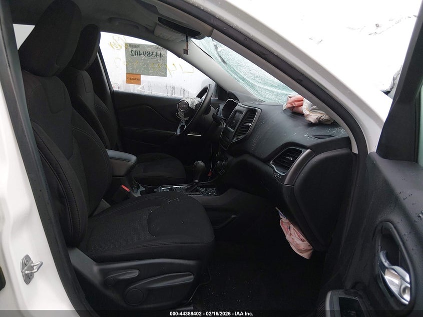 2019 Jeep Cherokee Latitude Fwd