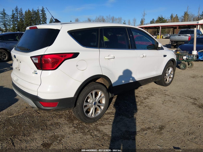2019 Ford Escape Se