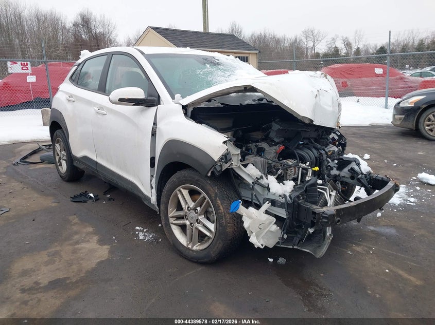 KM8K22AB0PU031472 HYUNDAI KONA Photo 1