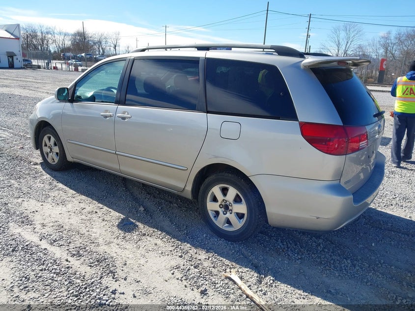 2004 Toyota Sienna Xle