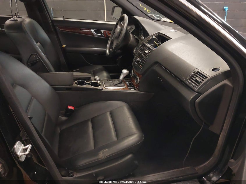 2009 Mercedes-Benz C 300 Luxury 4Matic/Sport 4Matic