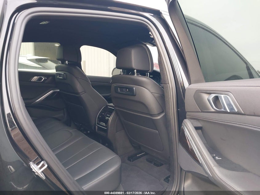 2021 BMW X6 xDrive40I VIN: 5UXCY6C03M9G82802 Lot: 44389881