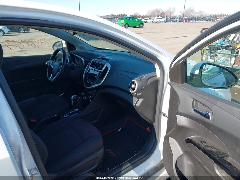 2019 Chevrolet Sonic Lt Auto