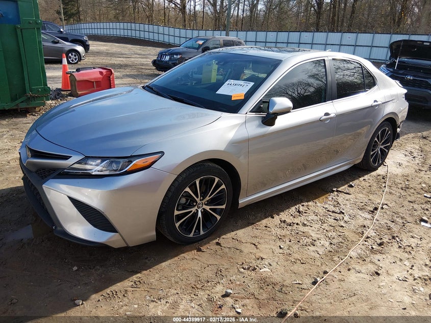 2020 Toyota Camry Se