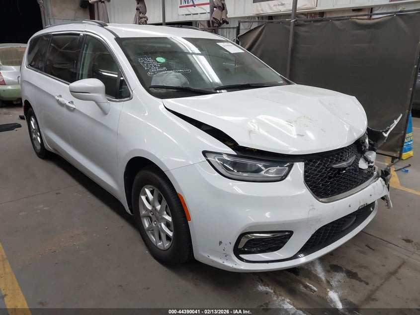 2022 Chrysler Pacifica Touring L