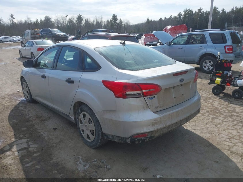 VIN 1FADP3E26JL213873 2018 FORD FOCUS S