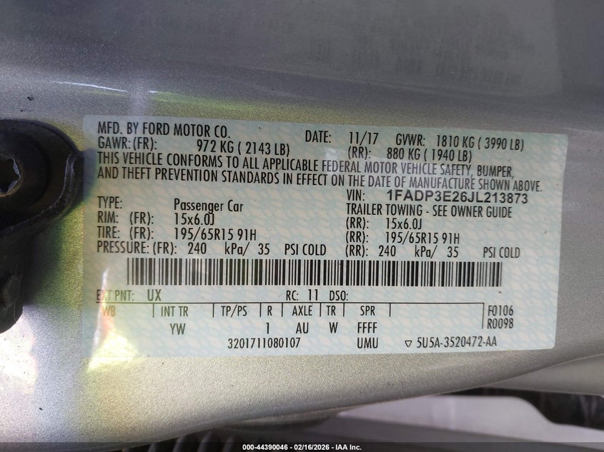 VIN 1FADP3E26JL213873 2018 FORD FOCUS S