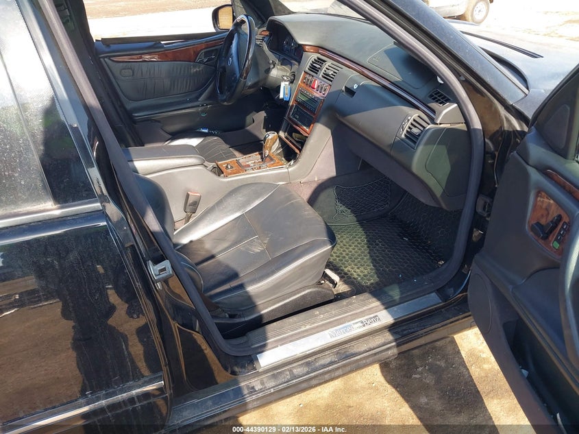 2000 Mercedes-Benz E 55 Amg