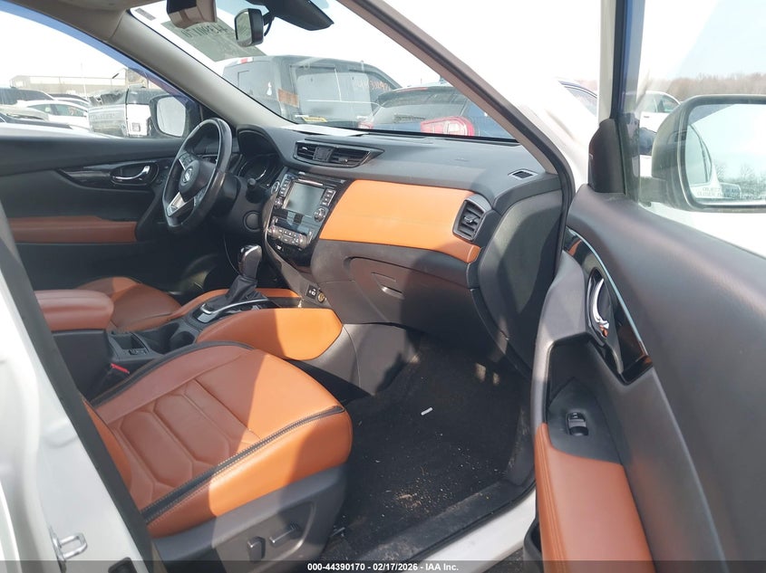 2018 Nissan Rogue S/Sl/Sv