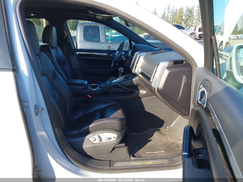 2017 Porsche Cayenne E-Hybrid S Platinum Edition