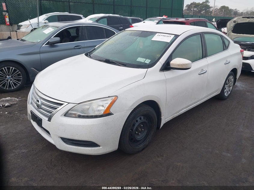2015 NISSAN SENTRA auction photo 2