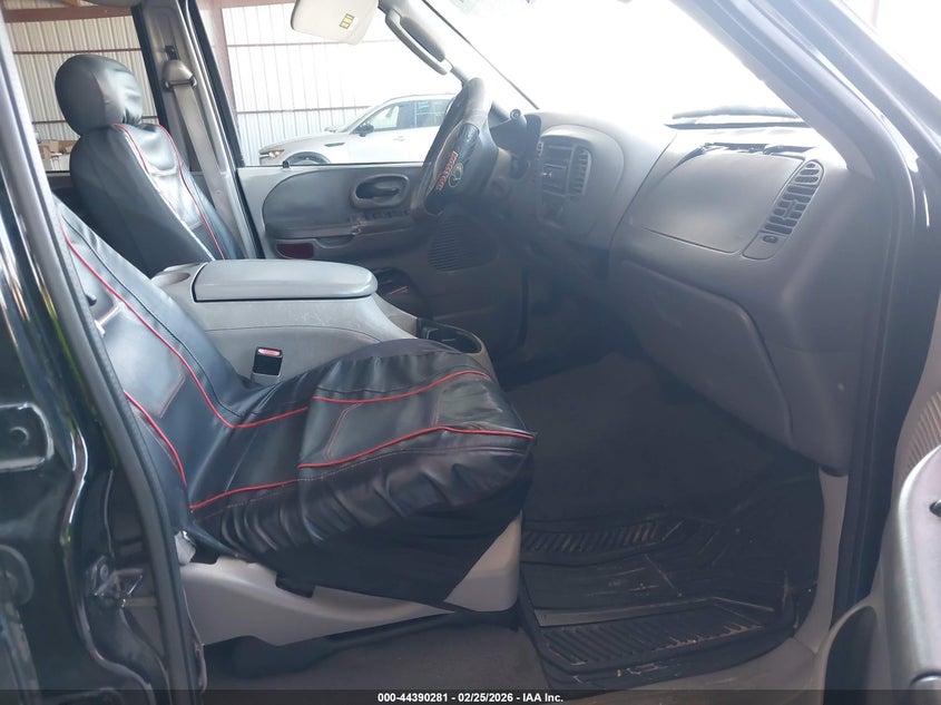 2003 Ford F-150 Lariat/Xlt