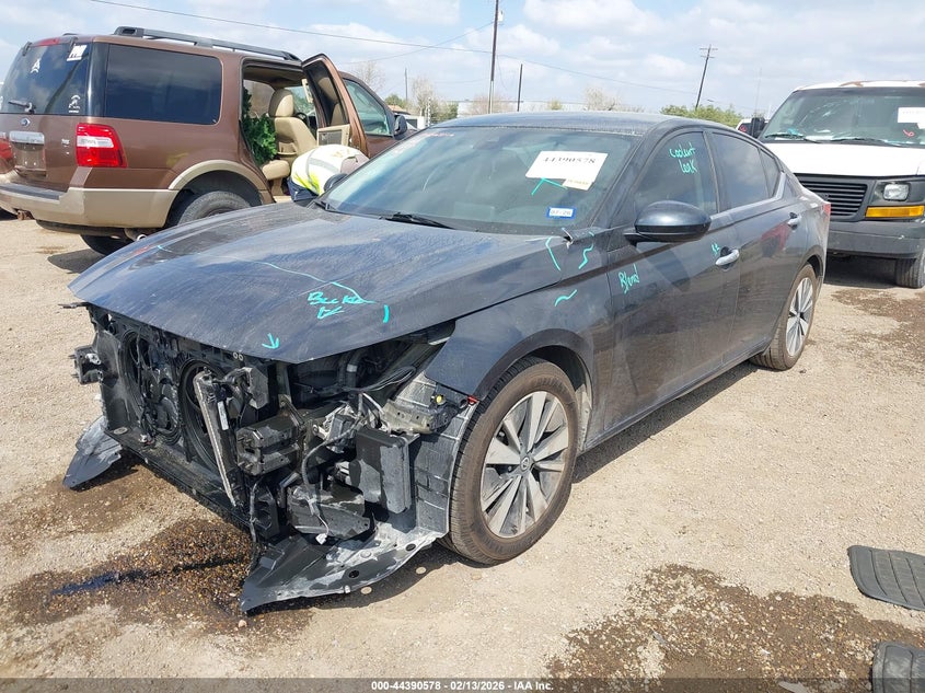 2022 Nissan Altima Sv Fwd