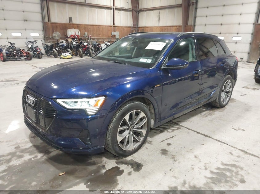 Vin: wa1laage2mb037816, lot: 44887226, audi e-tron premium plus quattro 20212
