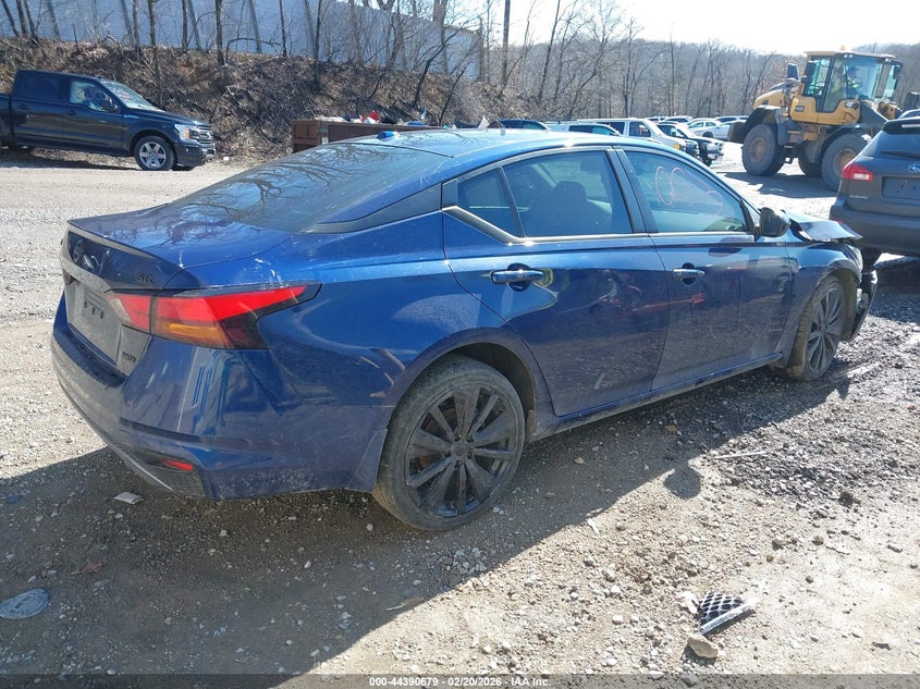 2022 Nissan Altima Sr Intelligent Awd