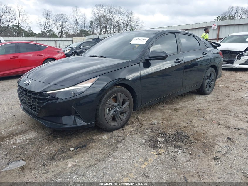 2023 Hyundai Elantra Sel