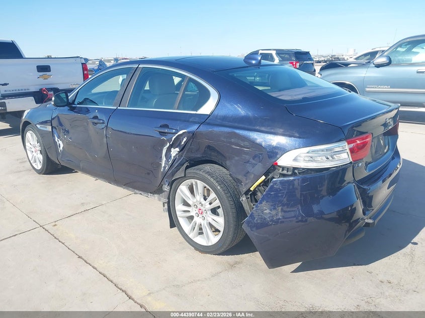 2019 Jaguar Xe 25T Premium