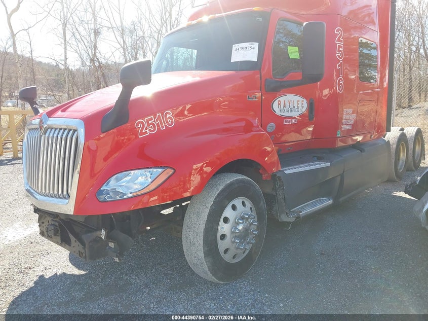 2020 International Lt