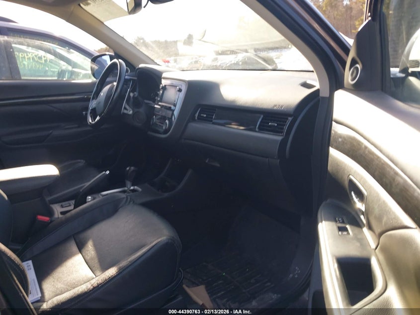 2016 Mitsubishi Outlander Gt