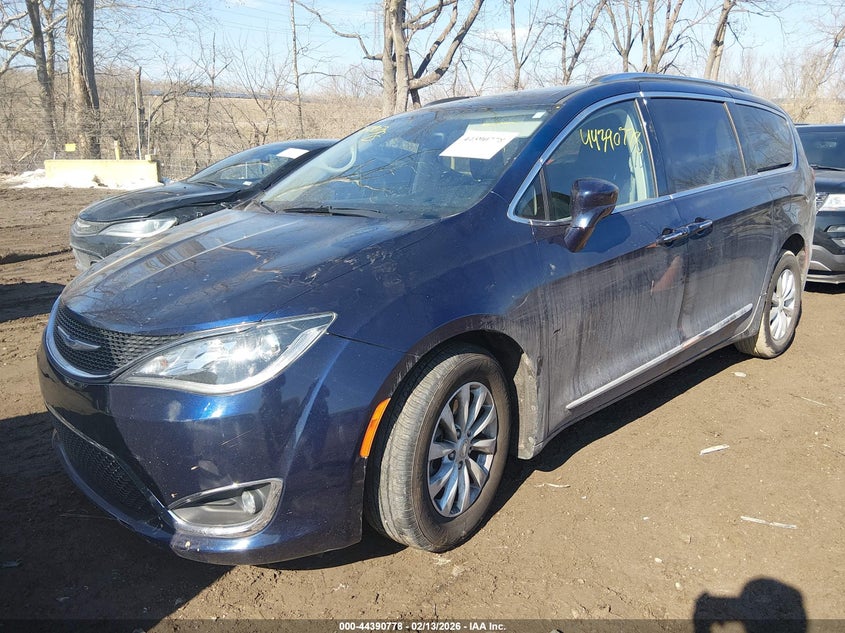 2019 Chrysler Pacifica Touring L