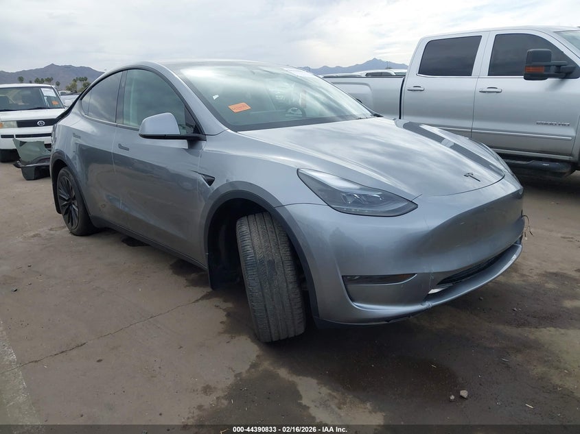 2024 Tesla Model Y Long Range Single Motor Rear-Wheel Drive/Rwd