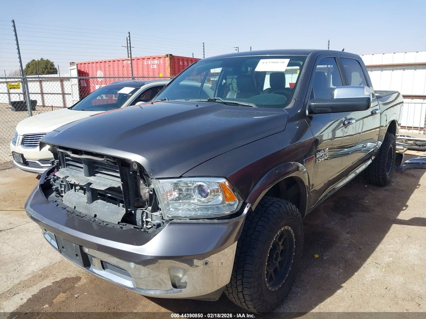2017 Ram 1500 Laramie 4X4 5'7 Box