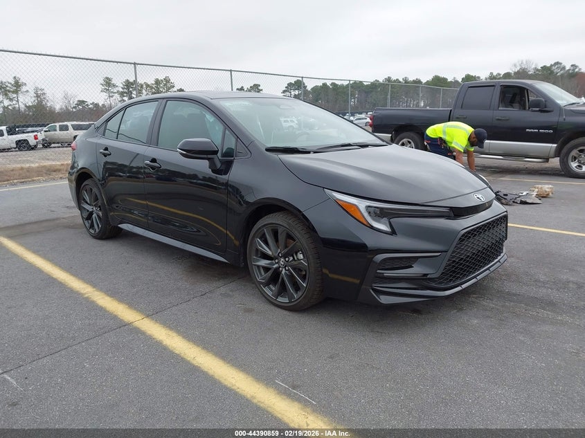 2025 TOYOTA COROLLA XSE