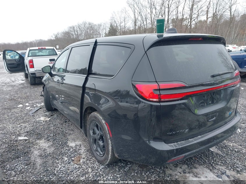 2024 Chrysler Pacifica Hybrid S Appearance Pkg
