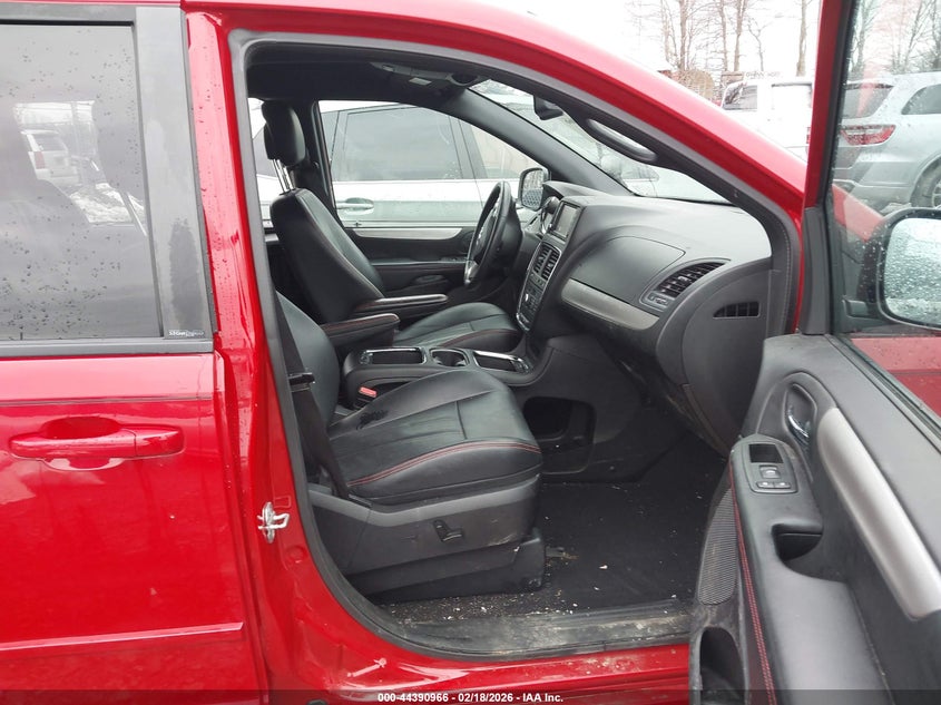 2012 Dodge Grand Caravan R/T