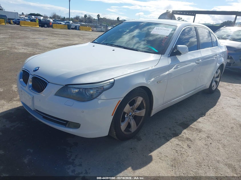 2008 BMW 528I