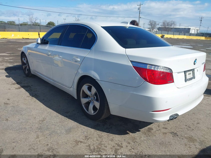 2008 BMW 528I