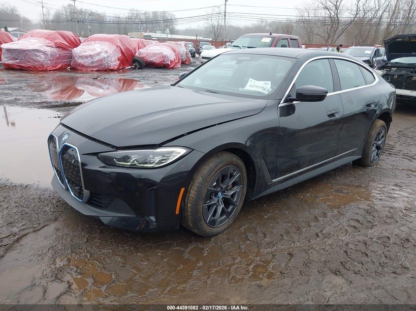 Vin: wby43aw0xrfr73272, lot: 44887635, bmw i4 gran coupe edrive35 20242