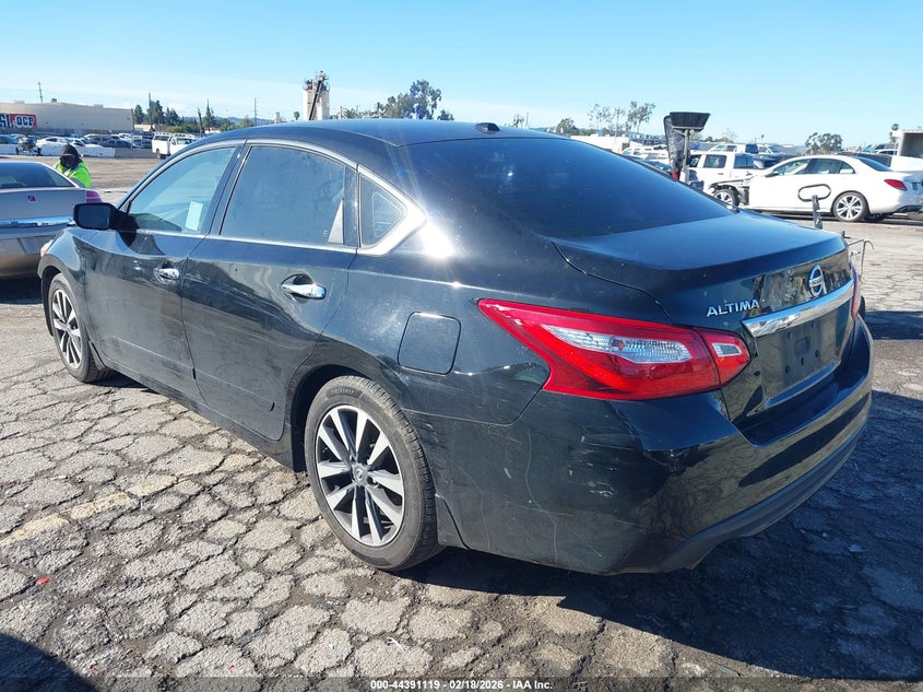 VIN 1N4AL3AP9HC210346 2017 NISSAN ALTIMA 2.5 SV