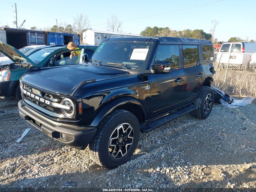 2024 Ford Bronco Outer Banks