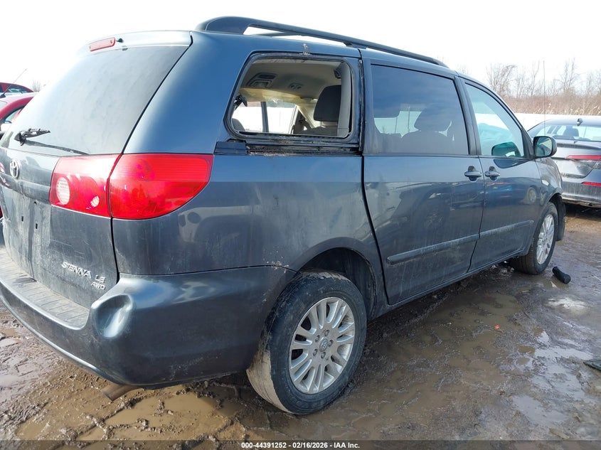 2010 Toyota Sienna Le
