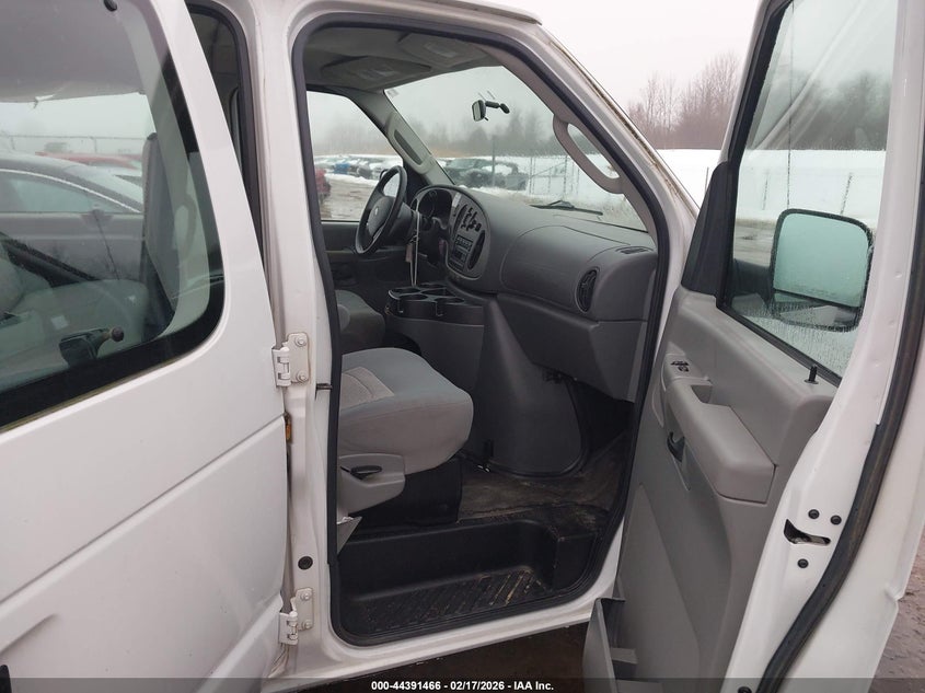 2006 Ford E-350 Super Duty Chateau/Xl/Xlt