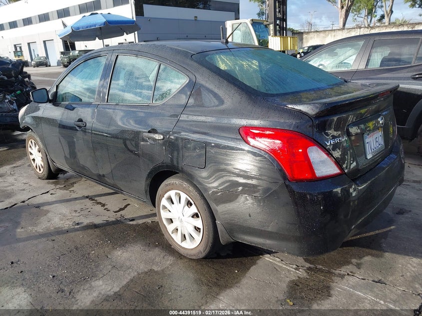 2017 Nissan Versa 1.6 S+
