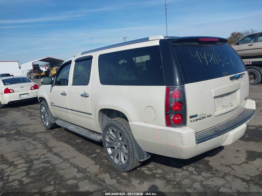 2011 GMC Yukon Xl 1500 Denali