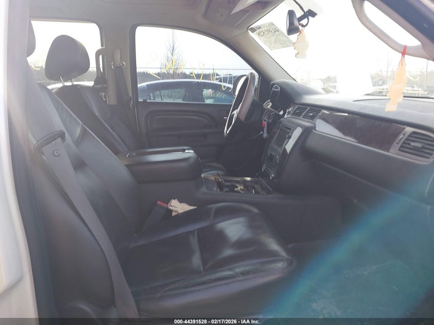 2011 GMC Yukon Xl 1500 Denali