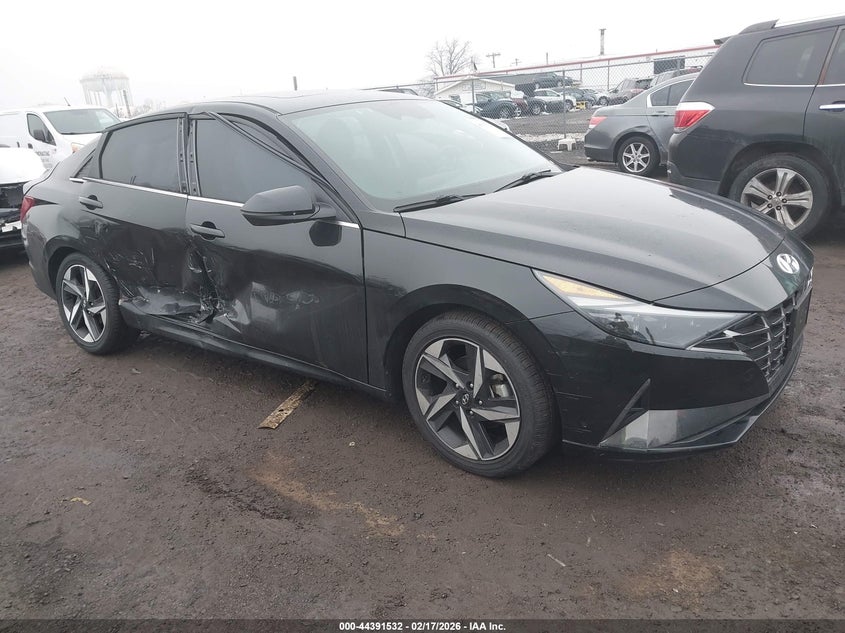 2022 Hyundai Elantra Limited