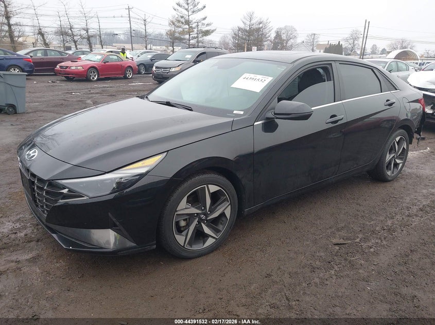 2022 Hyundai Elantra Limited