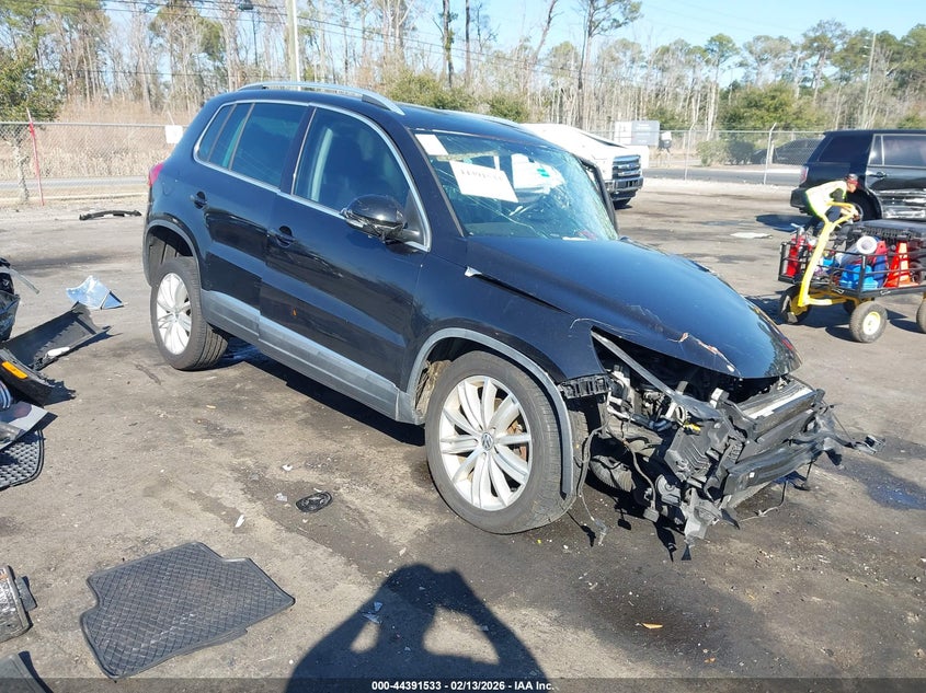 2013 Volkswagen Tiguan S/Se/Sel