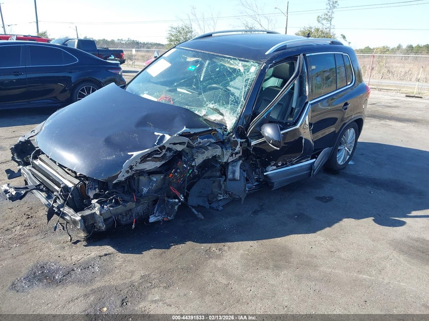 2013 Volkswagen Tiguan S/Se/Sel