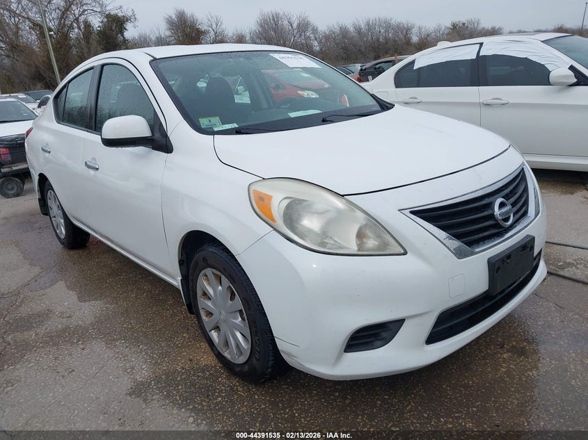 2014 Nissan Versa 1.6 Sv