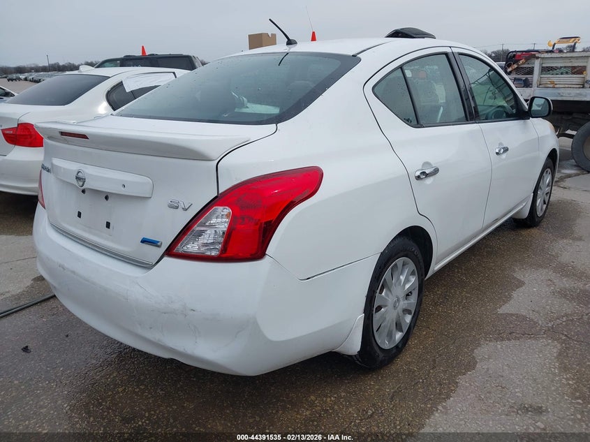 2014 Nissan Versa 1.6 Sv
