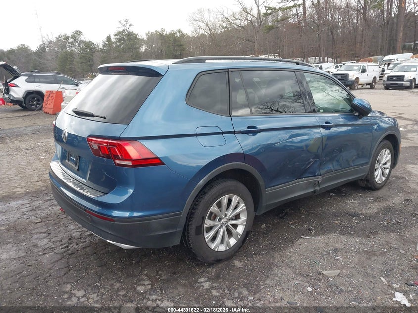2019 VOLKSWAGEN TIGUAN auction photo 4